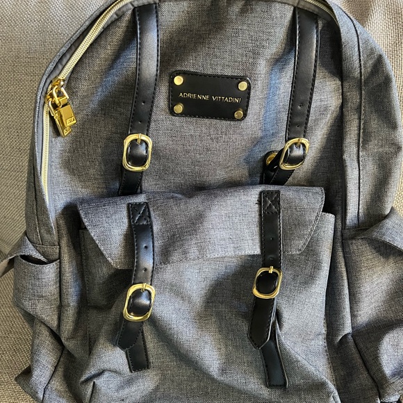 Backpack - Picture 2 of 8